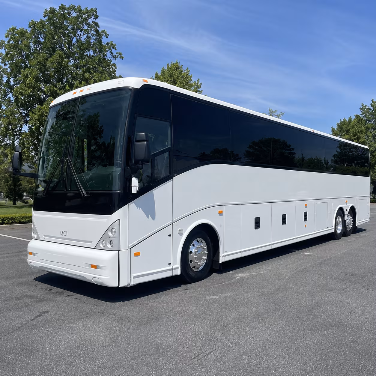 charter buses to win river resort concerts and events