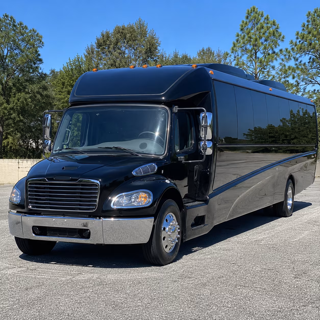 redding 25 passenger minibus