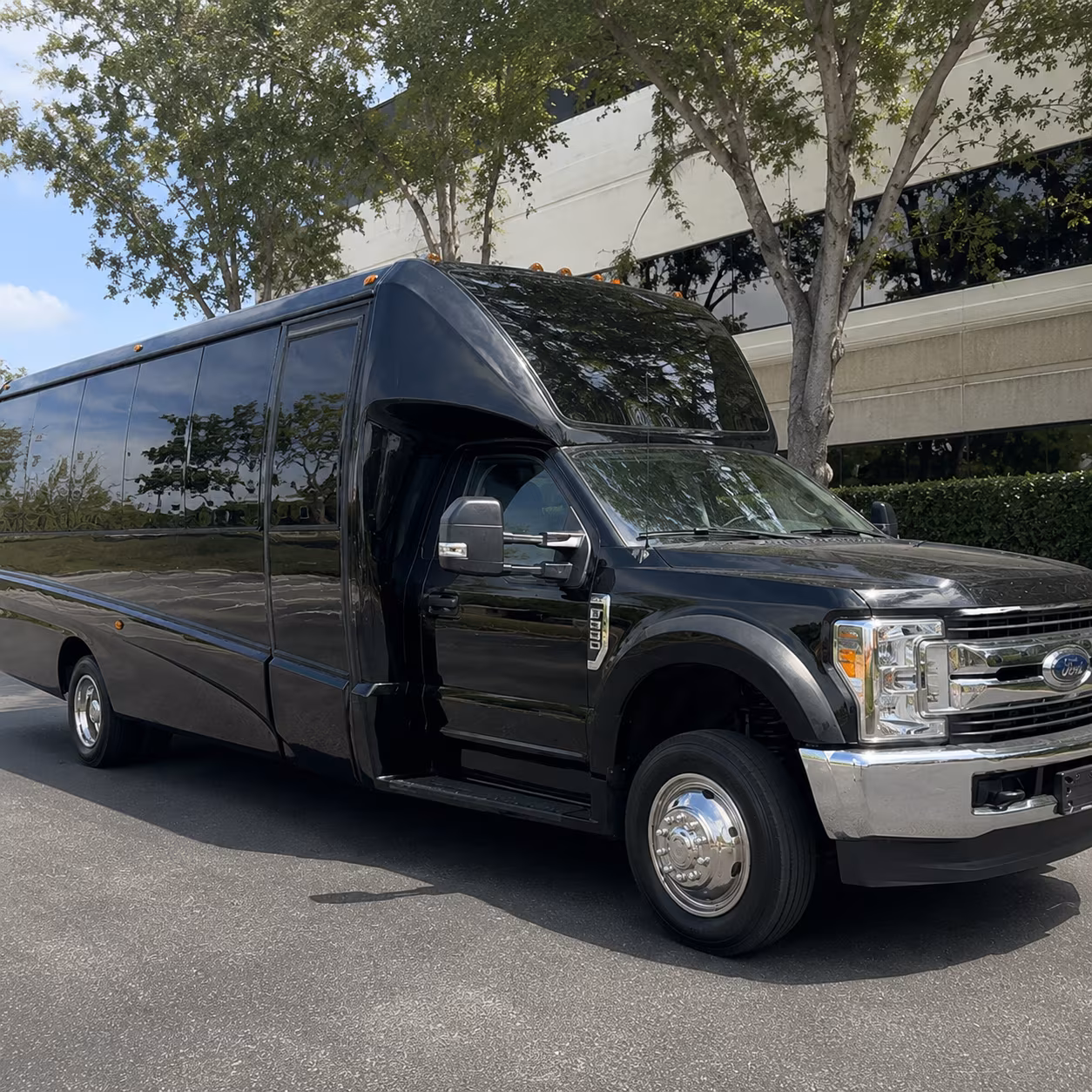 redding bus rentals