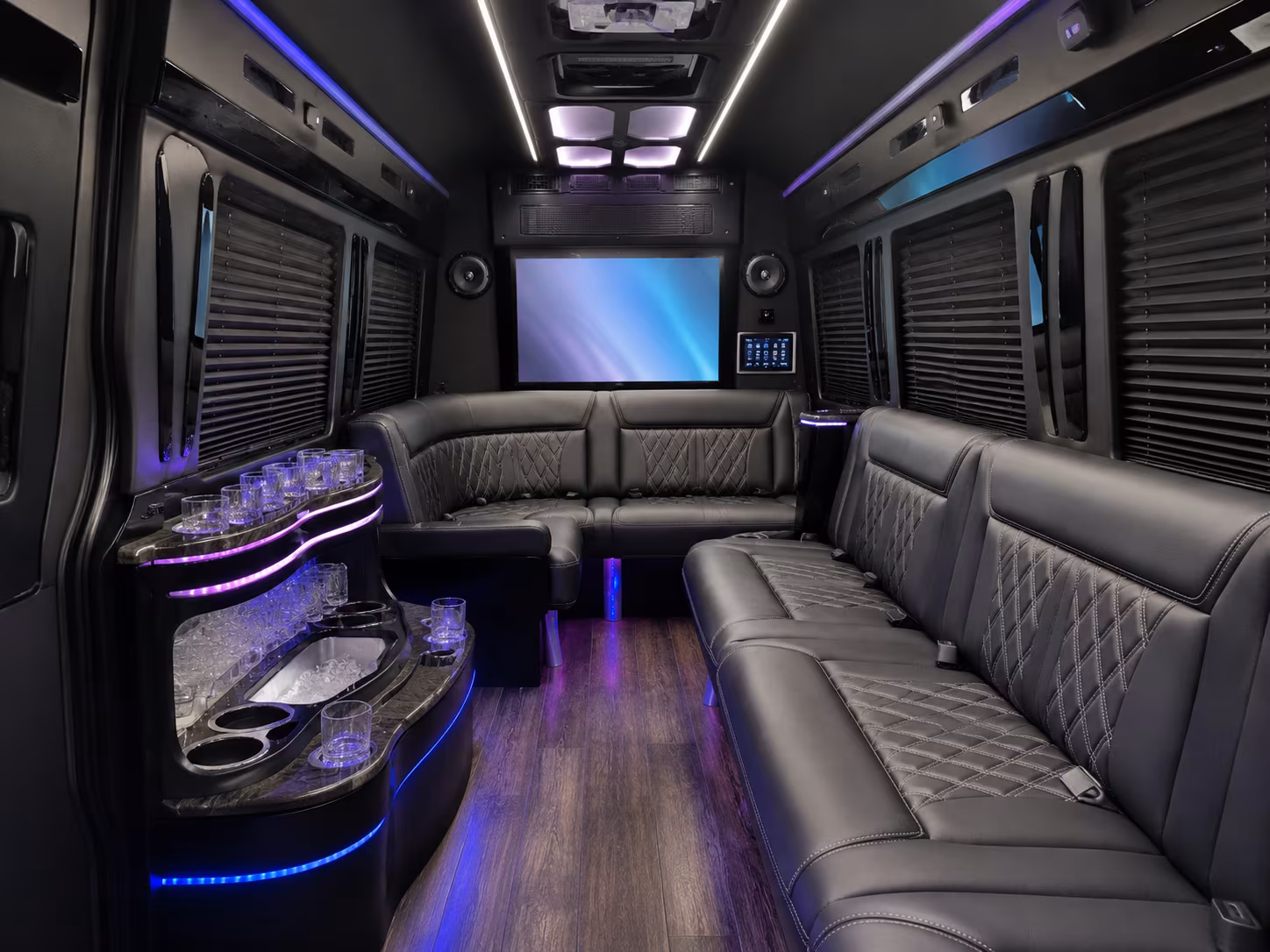 reserve transportation for your next prom 1