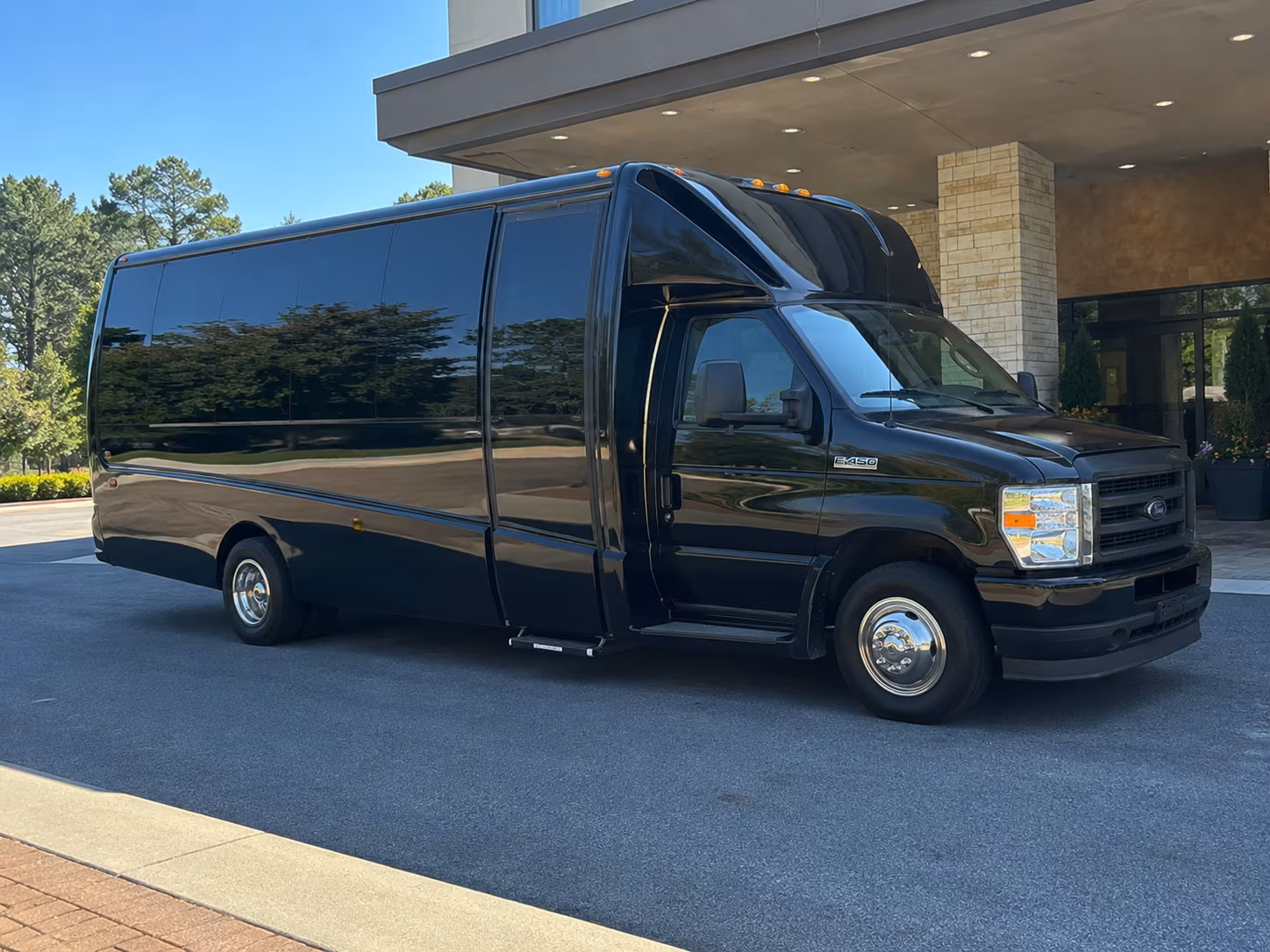 reserve transportation for your next wine tour 2